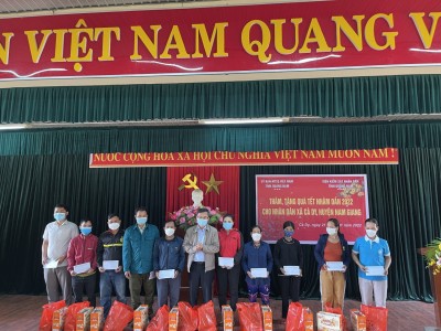 VKSND tỉnh Quảng Nam chung tay chăm lo Tết cho bà con tại xã kết nghĩa Cà Dy