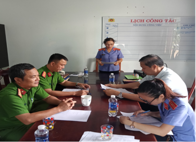 VKSND thành phố Tam Kỳ trực tiếp kiểm sát việc tạm giữ, tạm giam và thi hành án phạt tù tại Nhà tạm giữ Công an thành phố Tam Kỳ