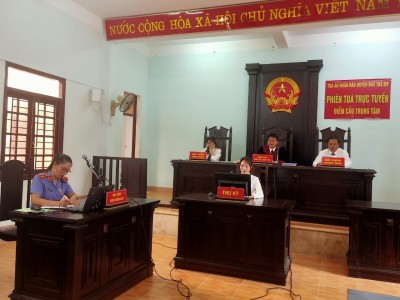 VKSND huyện Bắc Trà My thực hiện trình chiếu chứng cứ hồ sơ số hoá tại phiên toà hình sự trực tuyến