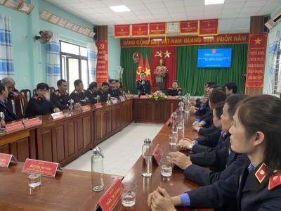 Đoàn công tác Viện kiểm sát nhân dân cấp cao tại Đà Nẵng thăm và làm việc với Viện kiểm sát nhân dân thị xã Điện Bàn, tỉnh Quảng Nam