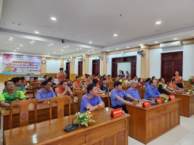 VKSND tỉnh Quảng Nam tổ chức công bố quyết định thành lập, ra mắt Câu lạc bộ bóng bàn, cầu lông và tổ chức giao lưu môn bóng bàn