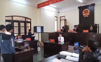 VKSND thành phố Tam Kỳ công bố tài liệu, chứng cứ bằng hình ảnh tại phiên tòa