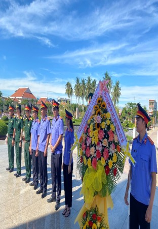 Các hoạt động của VKSND thị xã Điện Bàn chào mừng Kỷ niệm 63 năm Ngày thành lập ngành Kiểm sát nhân dân và Kỷ niệm 76 năm Ngày Thương binh - Liệt sĩ