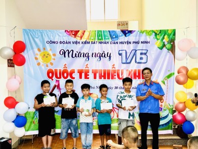 Công đoàn Viện kiểm sát nhân dân huyện Phú Ninh tổ chức Quốc tế thiếu nhi 1/6