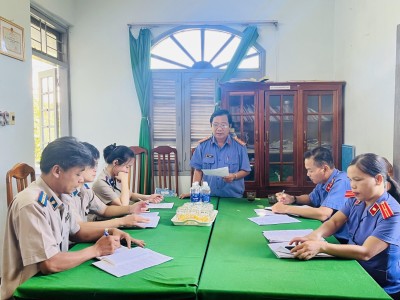 Viện kiểm sát nhân dân huyện Phước Sơn trực tiếp kiểm sát việc  tuân theo pháp luật trong thi hành án dân sự đối với  Chi cục thi hành án dân sự huyện Phước Sơn