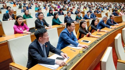 Quốc hội phê chuẩn bổ nhiệm 3 Phó Thủ tướng Chính phủ và 2 Bộ trưởng