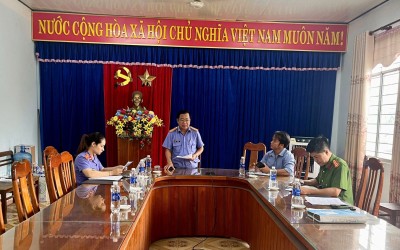 VKSND HUYỆN PHƯỚC SƠN TRỰC TIẾP KIỂM SÁT CÔNG TÁC THI HÀNH ÁN HÌNH SỰ CỘNG ĐỒNG TẠI UỶ BAN NHÂN DÂN XÃ PHƯỚC ĐỨC VÀ XÃ PHƯỚC NĂNG