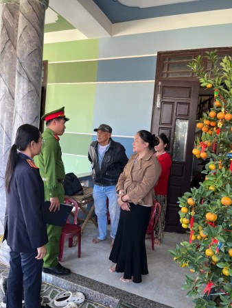 KIỂM SÁT VIÊN KIỂM SÁT VIỆC KHÁM XÉT CỦA CƠ QUAN CẢNH SÁT ĐIỀU TRA
