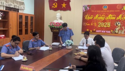 Viện kiểm sát nhân dân huyện Đông Giang phối hợp với Tòa án nhân dân huyện Đông Giang tổ chức phiên tòa rút kinh nghiệm xét xử sơ thẩm vụ án hình sự